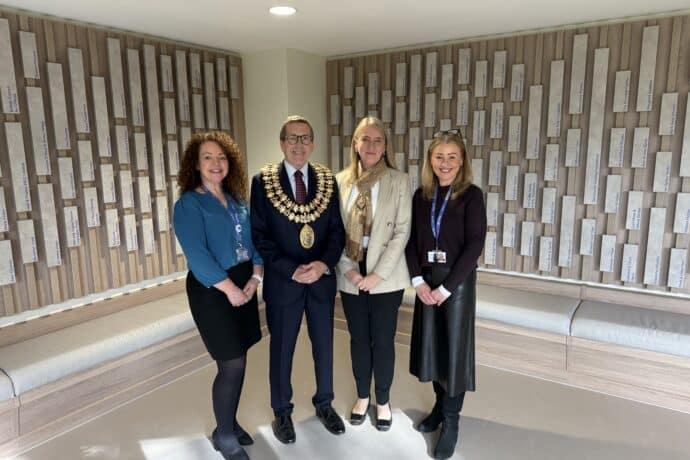 Stockport Mayor Mark Hunter Visit to Moya Cole Hospice